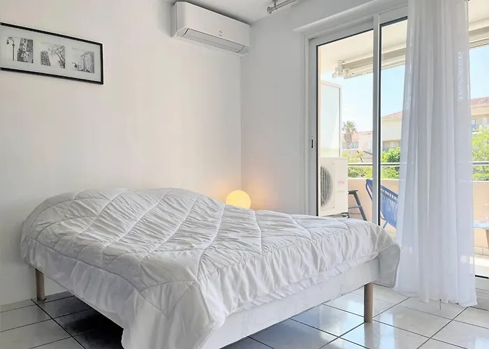 דירה Climatise Avec Piscine, Terrasse Et Parking - 6 Couchages, Pres De La - Fr-1-251-451