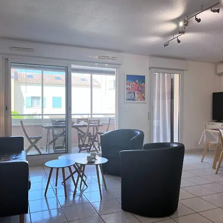 Climatise Avec Piscine, Terrasse Et Parking - 6 Couchages, Pres De La - Fr-1-251-451 * Le Lavandou
